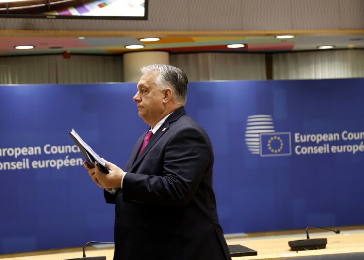 Ουγγαρία: Ο Όρμπαν παγώνει το δάνειο 90 δισ. της ΕΕ προς Ουκρανία