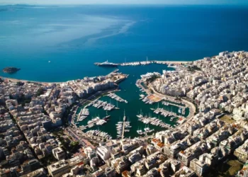 Πειραιάς: Στους κορυφαίους προορισμούς παγκοσμίως για solo ταξίδια