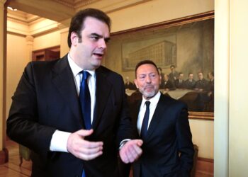 Συνάντηση του Υπουργού Εθνικής Οικονομίας και Οικονομικών Κυριάκου Πιερρακάκη στην Τράπεζα της Ελλάδος με τον Διοικητή της Κεντρικής Τράπεζας Γιάννη Στουρνάρα