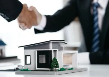 Κλείνει η «ψαλίδα» τιμών μεταξύ Ελλήνων και ξένων στην αγορά κατοικίας: Από premium 38% στο 8% μέσα σε έναν χρόνο