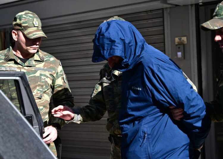 Υπόθεση κατασκοπείας στις Ένοπλες Δυνάμεις: Γυναίκα ο εγκέφαλος πίσω από τον σμήναρχο