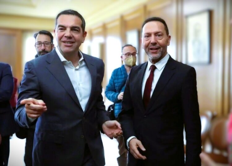 Σήκωσε το «γάντι Τσίπρα» ο Στουρνάρας: «Η Ιστορία γράφεται με ισολογισμούς, όχι με αφηγήσεις»