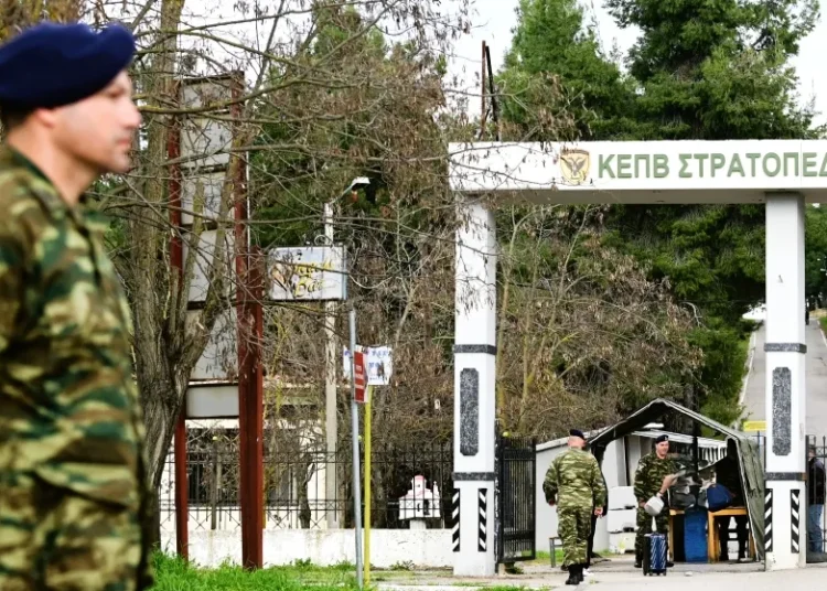 Στρατός Ξηράς: Όλοι οι στρατεύσιμοι σε νέο ενιαίο σύστημα εκπαίδευσης – Η μεταρρύθμιση στη θητεία