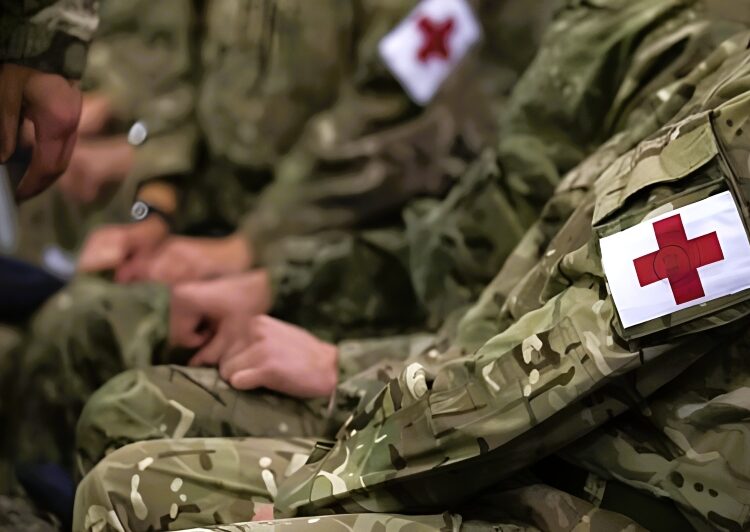 Καθορίστηκαν οι άγονες ειδικότητες στρατιωτικών ιατρών για την επόμενη 5ετία: Τα νέα κίνητρα