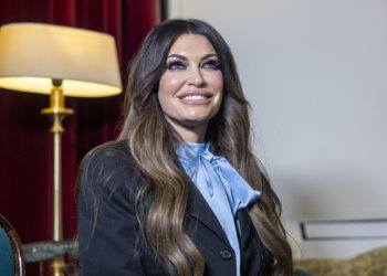 Η πρέσβης των ΗΠΑ στην Ελλάδα σχολιάζει την επίθεση στο Ιράν: «Απόλυτη κυριαρχία»