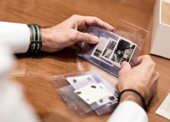 Μητσοτάκης για φωτογραφίες της Καισαριανής: Συγκίνηση, ρίγος και υπερηφάνεια