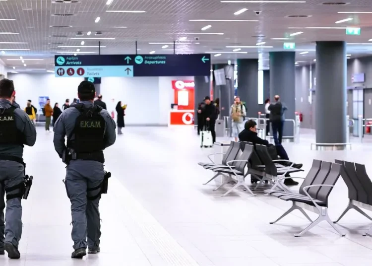 Μέση Ανατολή: Νέα επιχείρηση επαναπατρισμού Ελλήνων από Ντουμπάι και Ομάν