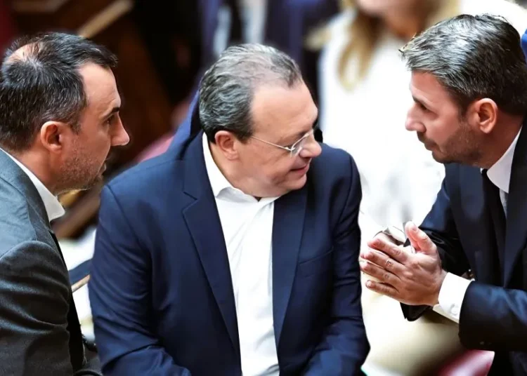 ΠΑΣΟΚ: Άνοιγμα Ανδρουλάκη σε ΣΥΡΙΖΑ και Νέα Αριστερά – Πρόσκληση με πολιτικό βάθος και «υπονοούμενα»