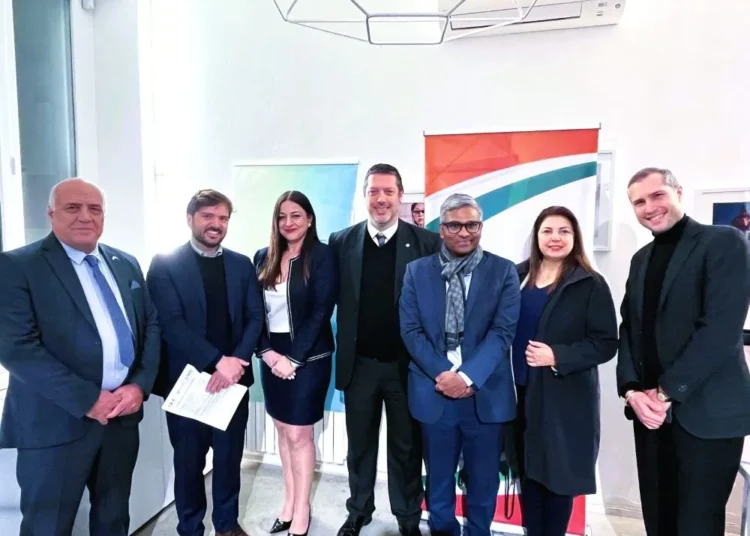 Νέο B2B hub: Ελλάδα, Ιταλία και Ινδία χτίζουν εμπορικές «γέφυρες»