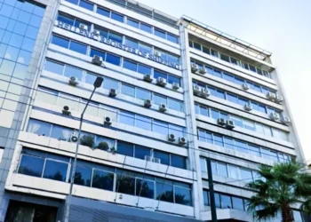 Τίτλοι τέλους για τον Ελληνικό Νηογνώμονα: Σε πλειστηριασμό τα ακίνητα στον Πειραιά