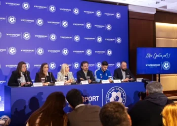 Συνεργασία Intersport και ΕΠΟ: Ξεκινούν πωλήσεις ρούχων με το σήμα της Εθνικής Ομάδας Ποδοσφαίρου