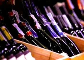 Ο ελληνικός οίνος αντέχει: Ενίσχυση στην ΕΕ, αναδιάταξη διεθνώς