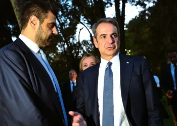 Πρόωρες εκλογές: Ο Μαρινάκης κόβει τη συζήτηση – «Ο πρωθυπουργός τις απορρίπτει»