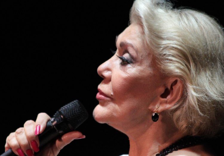 Μαρινέλλα: Το συγκινητικό αντίο των Ελλήνων καλλιτεχνών στην μεγάλη φωνή της Ελλάδας