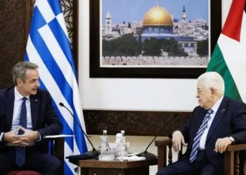 Τηλεφωνική επικοινωνία Μητσοτάκη-Αμπάς για τη Μέση Ανατολή και τη Γάζα