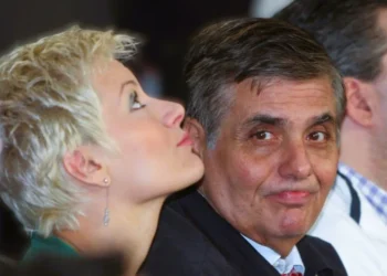 Ελεύθερη με όρους και εγγύηση €100.000 η χήρα Τράγκα για φοροδιαφυγή €13 εκατ.