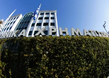 Ο πόλεμος «χτυπά» το ελληνικό χρηματιστήριο – Σχεδόν μηδενίστηκαν τα κέρδη του 2026