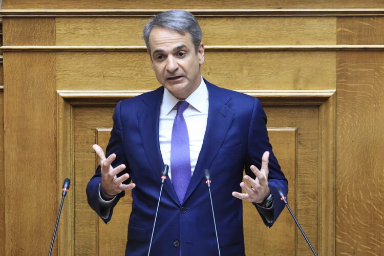 Συζήτηση προ Ημερησίας Διατάξεως, με πρωτοβουλία του Αρχηγού της Αξιωματικής Αντιπολίτευσης και Προέδρου της Κοινοβουλευτικής Ομάδας ΠΑΣΟΚ-ΚΙΝΗΜΑ ΑΛΛΑΓΗΣ, Νίκου Ανδρουλάκη, σε επίπεδο Προέδρων Κοινοβουλευτικών Ομάδων, "για την κατάσταση του Κράτους Δικαίου, των Θεσμών και της λειτουργίας του Κοινοβουλίου στην Ελλάδα", Πέμπτη 16 Απριλίου 2026.    (ΓΙΩΡΓΟΣ ΚΟΝΤΑΡΙΝΗΣ/EUROKINISSI)