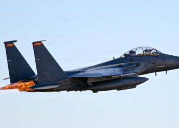 Θρίλερ στο Ιράν με αγνοούμενο Αμερικανό πιλότο – Τα σενάρια που θα κρίνουν τον πόλεμο