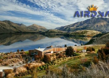 Airbnb: «Φρένο» στις κρατήσεις τον Μάρτιο, αλλά άνοδος τιμών στην Ελλάδα