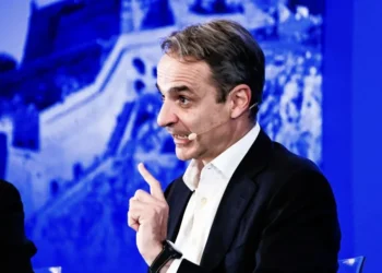 Σήμα πυγμής από Ναύπλιο: Ο πρωθυπουργός υπερασπίζεται το επιτελικό κράτος (video)