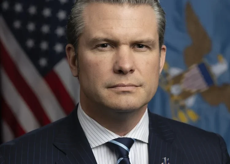 Χέγκσεθ: «Λιγότερες διασκέψεις, περισσότερη δράση από την Ευρώπη» – Σκληρή επίθεση των ΗΠΑ για τα Στενά του Ορμούζ