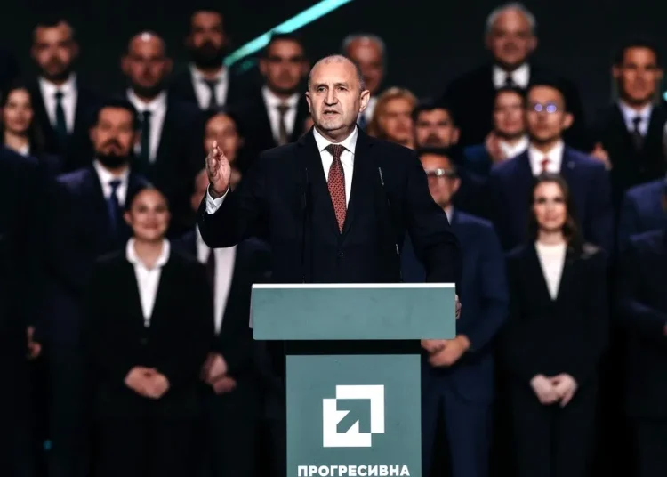 Βουλγαρία: Κάλπες μετά από πέντε χρόνια αστάθειας – Το φαβορί και τα ρίσκα