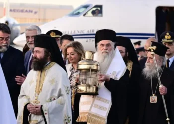 Άγιο Φως 2026: «Απογείωση» πίστης με AEGEAN και Olympic Air – Πώς θα φτάσει σε όλη την Ελλάδα