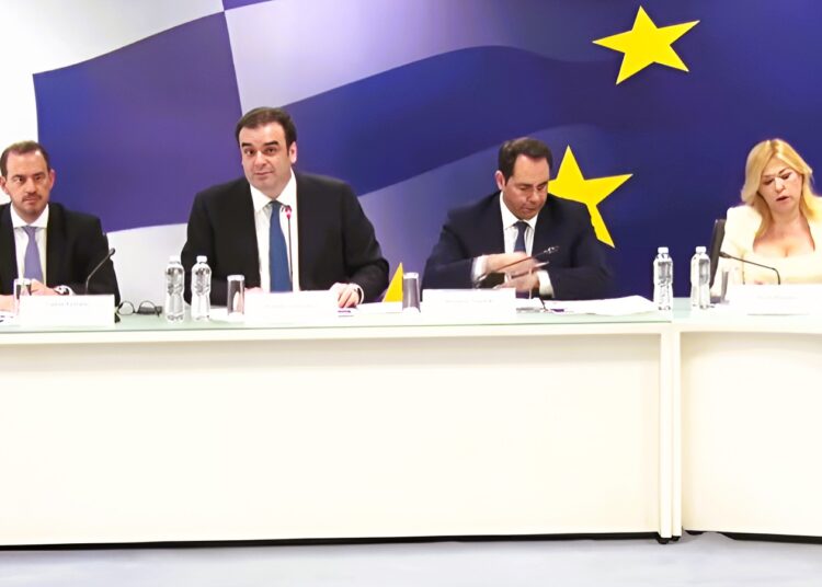 Live η εξειδίκευση των μέτρων: Πού κατευθύνονται τα 500 εκατ. του υπερπλεονάσματος