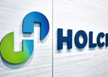 Holcim: Ράλι κερδών και εξαγορών – Το στοίχημα της Λατινικής Αμερικής και της AI