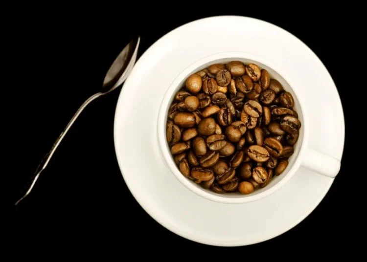 Καφές Robusta: Ράλι τιμών λόγω ξηρασίας στο Βιετνάμ – «Καμπανάκι» για τα αποθέματα