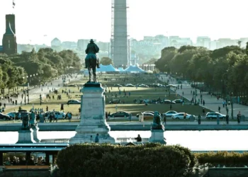 Καπιτώλιο: Διακομματική «ψήφος εμπιστοσύνης» σε Ελλάδα και Κύπρο – Αιχμές για Τουρκία