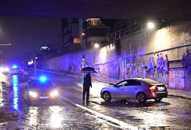 Καιρός- Live: Πού υπάρχει σύστημα έγκαιρης προειδοποίησης για ακραία καιρικά φαινόμενα