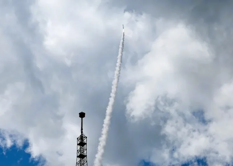 Μέση Ανατολή: Ο Λίβανος φλέγεται, το Ορμούζ στο «στόχαστρο» με φόντο νέες απειλές Τραμπ