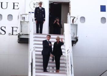 Ολοκληρώθηκαν οι επαφές Μακρόν στην Αθήνα – Αναχώρησε για Παρίσι