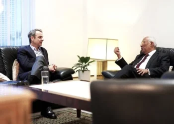 Μητσοτάκης-Κόστα: Διπλωματική κινητικότητα για Μέση Ανατολή και «καμπανάκι» για Ορμούζ