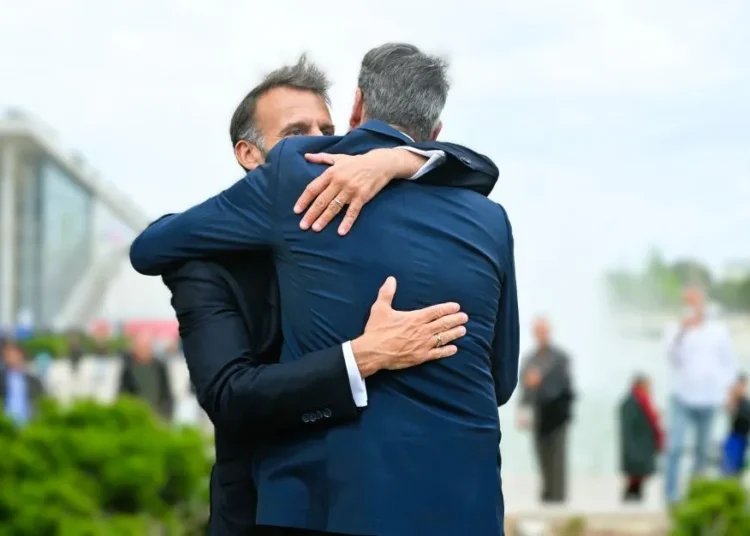 Εβδομαδιαία ανασκόπηση α-λα γαλλικά: Ισχυρή συμμαχία και στήριξη στην κοινωνία με το… Bonjour