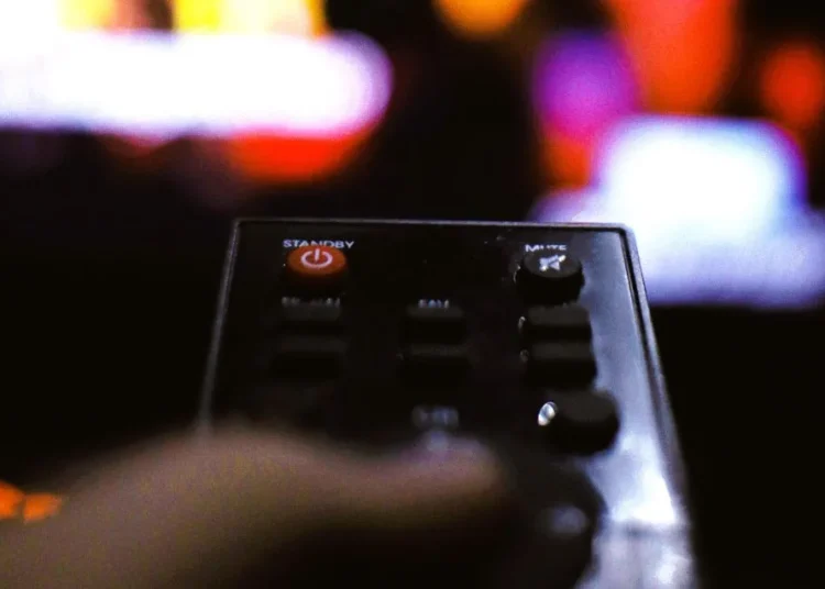 Σε δημόσια διαβούλευση το σχέδιο νόμου για την αδειοδότηση των περιφερειακών ΜΜΕ – Το νέο πλαίσιο