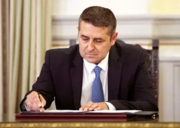 Μυλωνάκης: «Πρωτοφανής σκευωρία σε βάρος μου» – Στα δικαστήρια κατά Δρουσιώτη