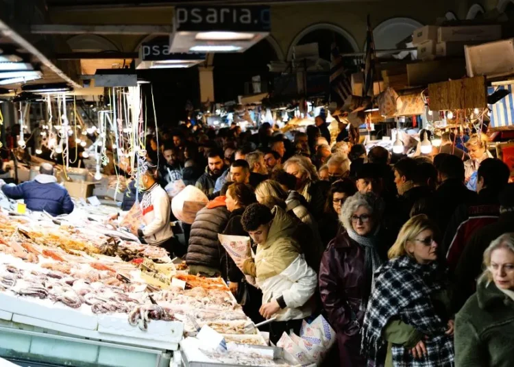 Μεγάλη Εβδομάδα: Η νηστεία «κινεί» εκατοντάδες εκατομμύρια στην αγορά, με τζίρο 5% των ετήσιων πωλήσεων