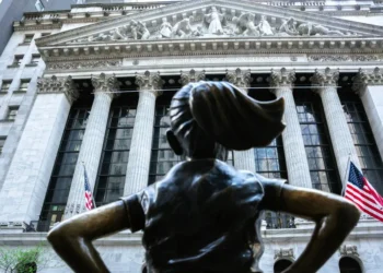 Τεχνολογία Vs ενέργεια: Οι δύο δυνάμεις που κινούν τη Wall Street