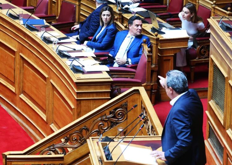 Διμέτωπη επίθεση Γεωργιάδη σε Φάμελλο και Ανδρουλάκη στη συζήτηση για το Ταμείο Καινοτομίας