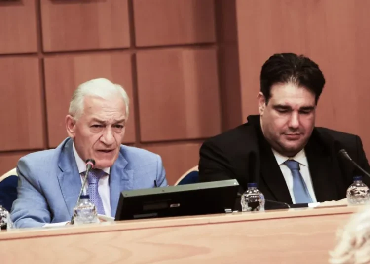 ΚΕΔΕ: «Το νέο τέλος φέρνει ενοποίηση φόρων και όχι νέο χαράτσι στους δημότες»
