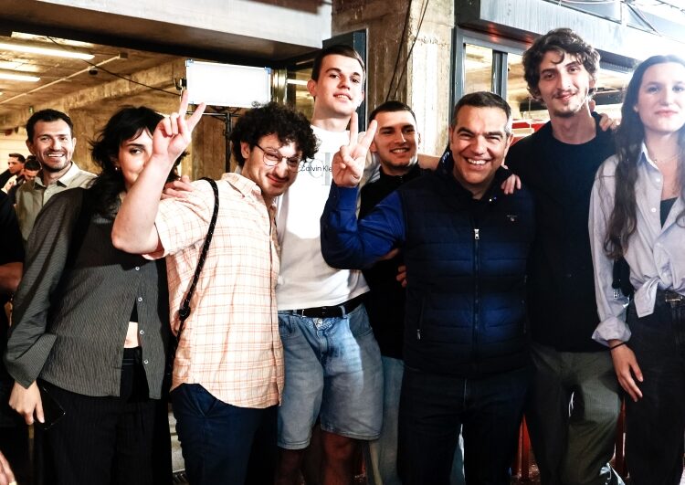 Στην τελική ευθεία το νέο κόμμα Τσίπρα: Το Θησείο, οι εκπλήξεις και η νέα πλατφόρμα