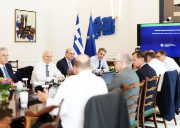 Αγροτικές ενισχύσεις και επιζωοτίες στο Μαξίμου: Νέες πληρωμές στους αγρότες