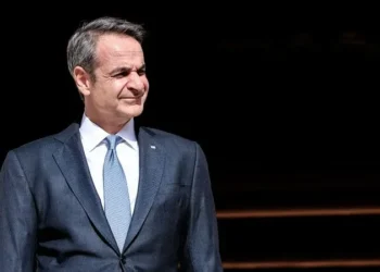 Μήνυμα Μητσοτάκη για τη Γιορτή της Μητέρας και «σήμα» για οικονομία, ενέργεια, AI και γεωπολιτική