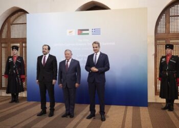 Μητσοτάκης από το Αμμάν: Έκκληση για αποκλιμάκωση και επιστροφή στο status quo στα Στενά του Ορμούζ