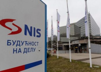 Σερβικός όμιλος «μπαίνει σφήνα» για τη NIS με πρόταση 2,35 δισ. δολαρίων – Νέο ενεργειακό παιχνίδι στα Βαλκάνια