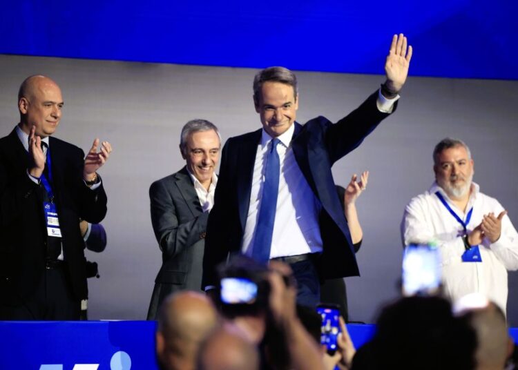 Μητσοτάκης: «Τρίτη τετραετία ή επιστροφή τρεις τετραετίες πίσω»