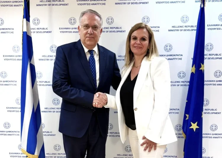 Ελληνίδα στην κορυφή του ευρωπαϊκού φορέα διαπίστευσης – Θεοδωρικάκος: Μεγάλη ευρωπαϊκή διάκριση